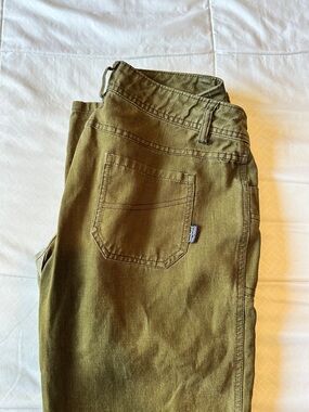 Patagonia Women’s Olive Green Pants